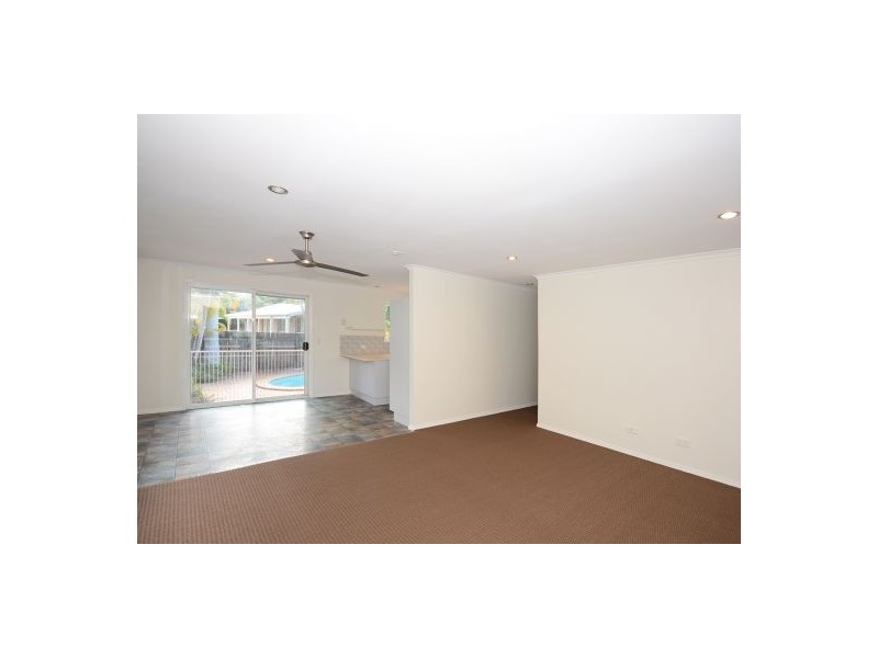 38 Fairway Drive, Pialba QLD 4655