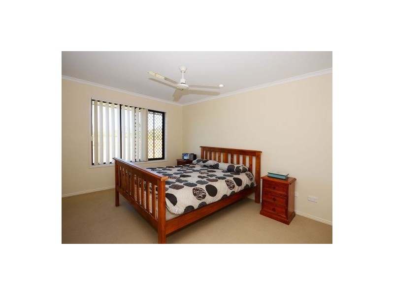 101 Martin Street, Point Vernon QLD 4655