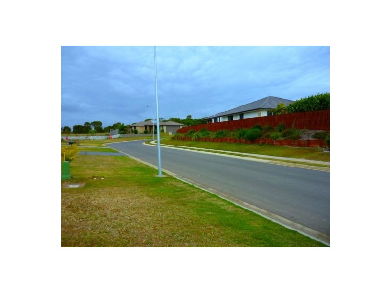 47 Parklands Boulevard, Wondunna QLD 4655