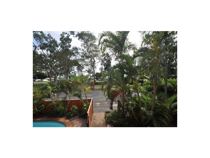 4/436 Esplanade, Torquay QLD 4655