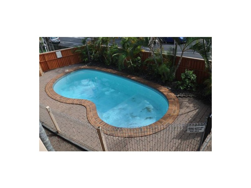 4/436 Esplanade, Torquay QLD 4655