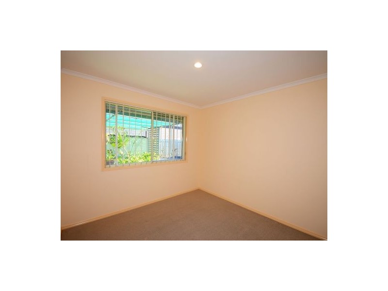 8 Delta Way, Point Vernon QLD 4655