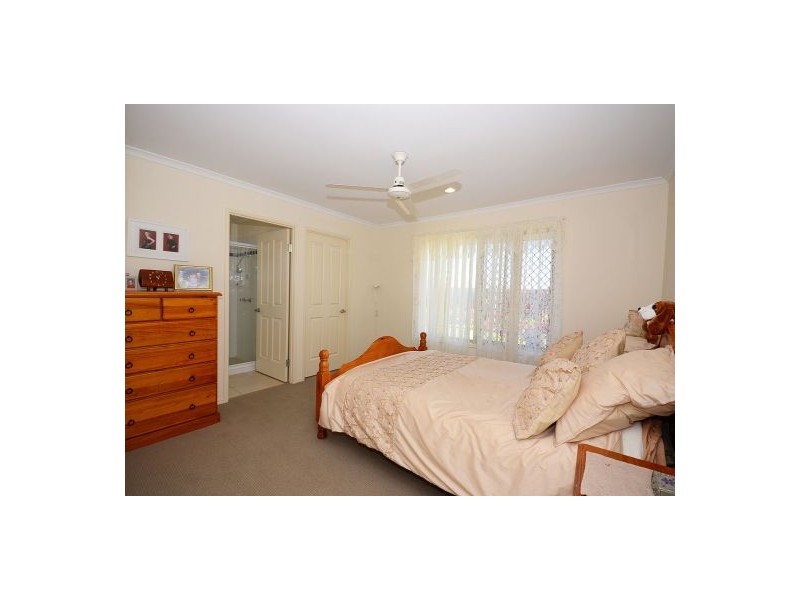 89 Endeavour Way, Eli Waters QLD 4655