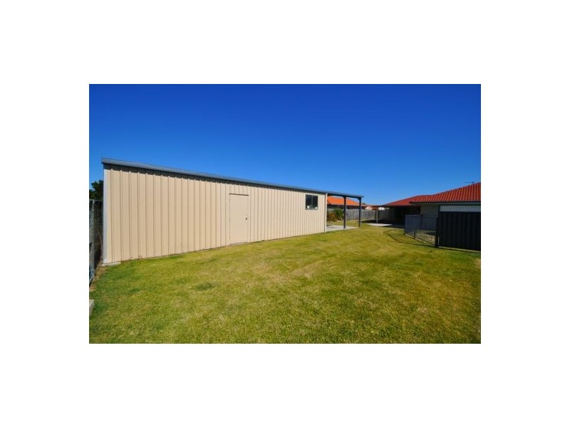 117 Ibis Boulevard, Eli Waters QLD 4655