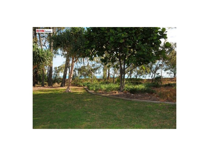 9/479 The Esplanade, Torquay QLD 4655