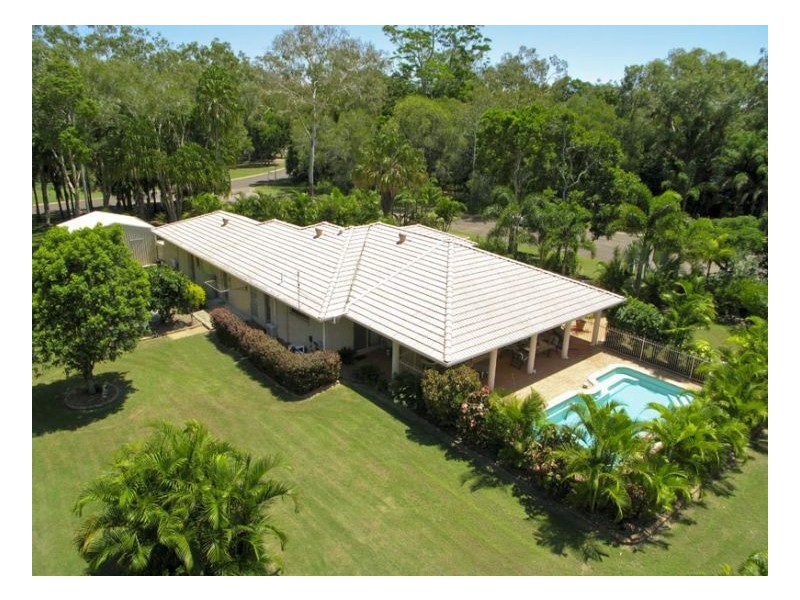 1 Howea Court, Dundowran Beach QLD 4655