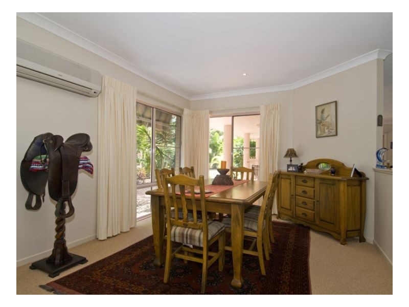 1 Howea Court, Dundowran Beach QLD 4655