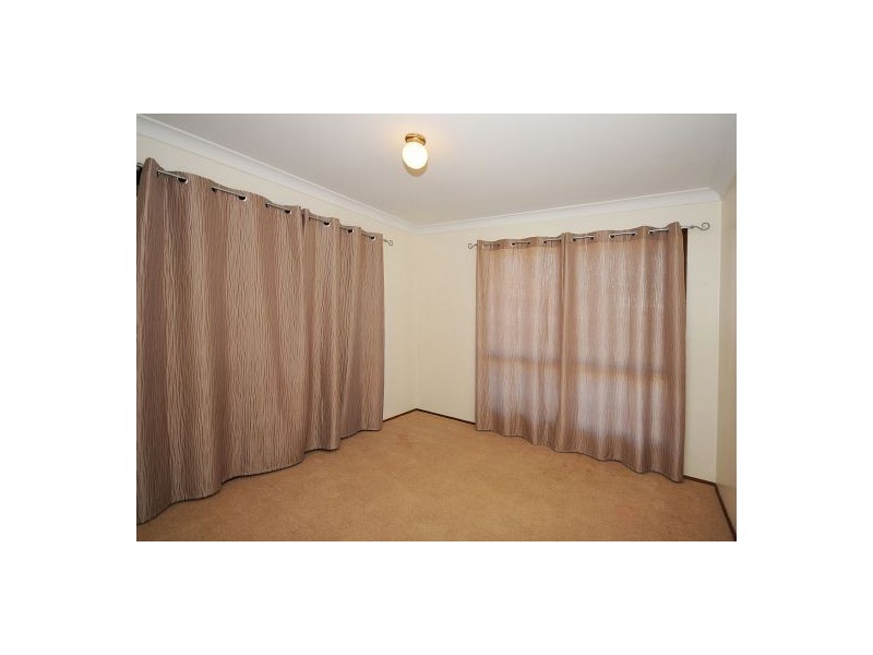 12 Debra Court, Urangan QLD 4655