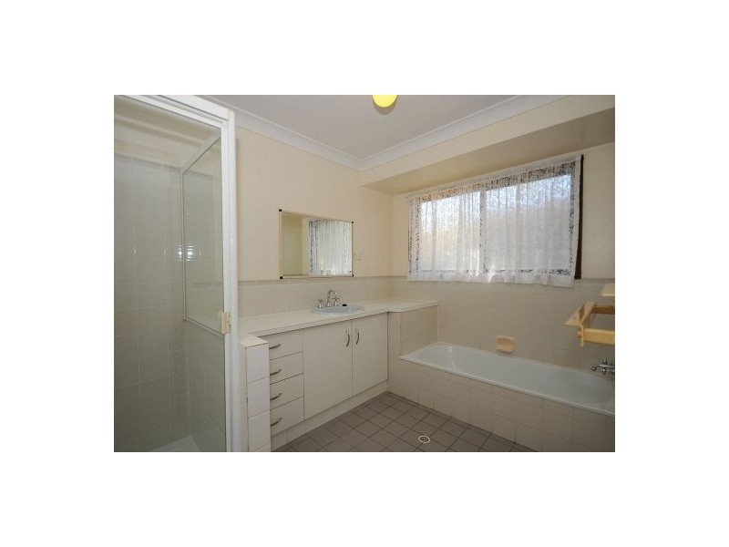 12 Debra Court, Urangan QLD 4655