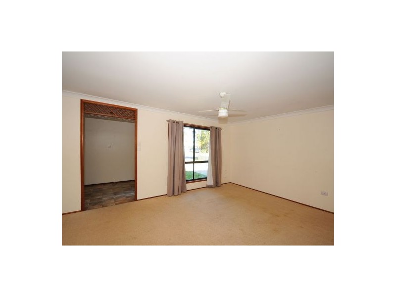 12 Debra Court, Urangan QLD 4655