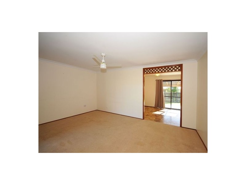 12 Debra Court, Urangan QLD 4655