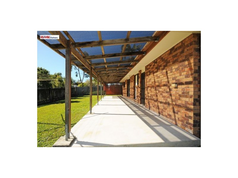 12 Debra Court, Urangan QLD 4655