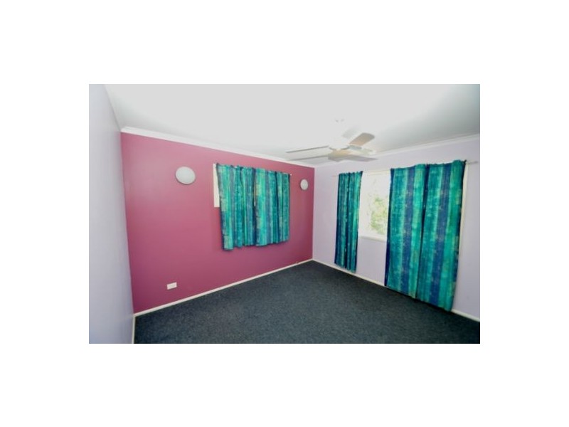 41 Saunders St, Point Vernon QLD 4655