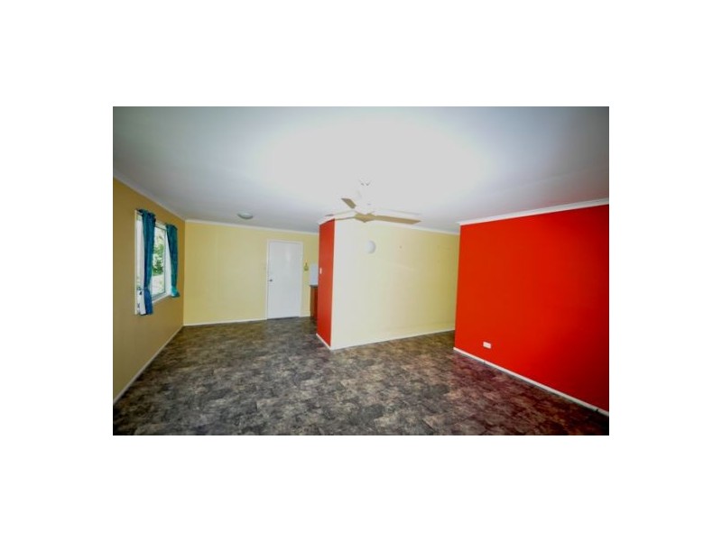 41 Saunders St, Point Vernon QLD 4655