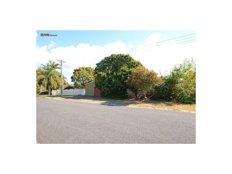 23 Cunningham St, Torquay QLD 4655