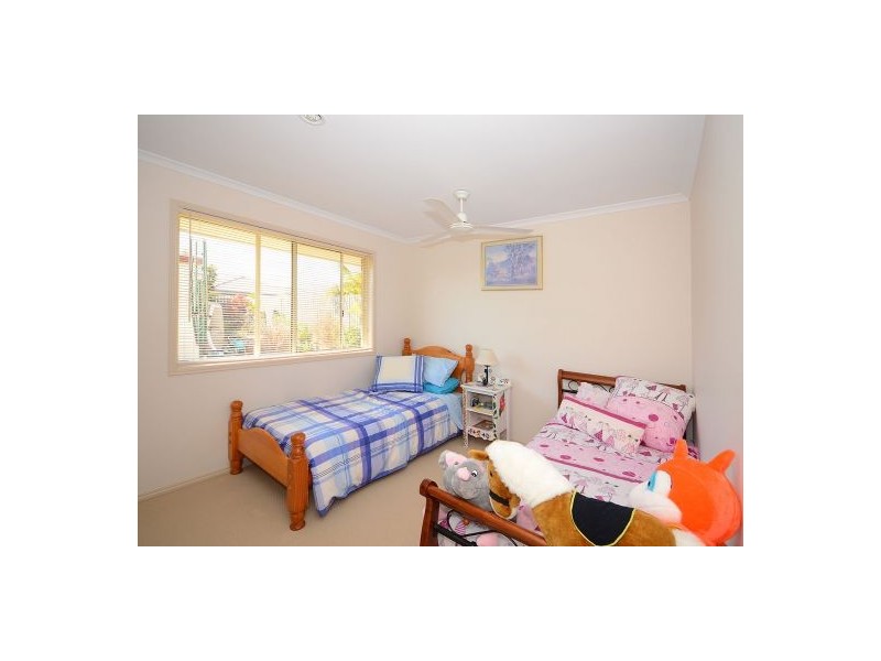 25 Endeavour Way, Eli Waters QLD 4655