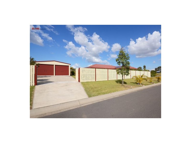 25 Endeavour Way, Eli Waters QLD 4655