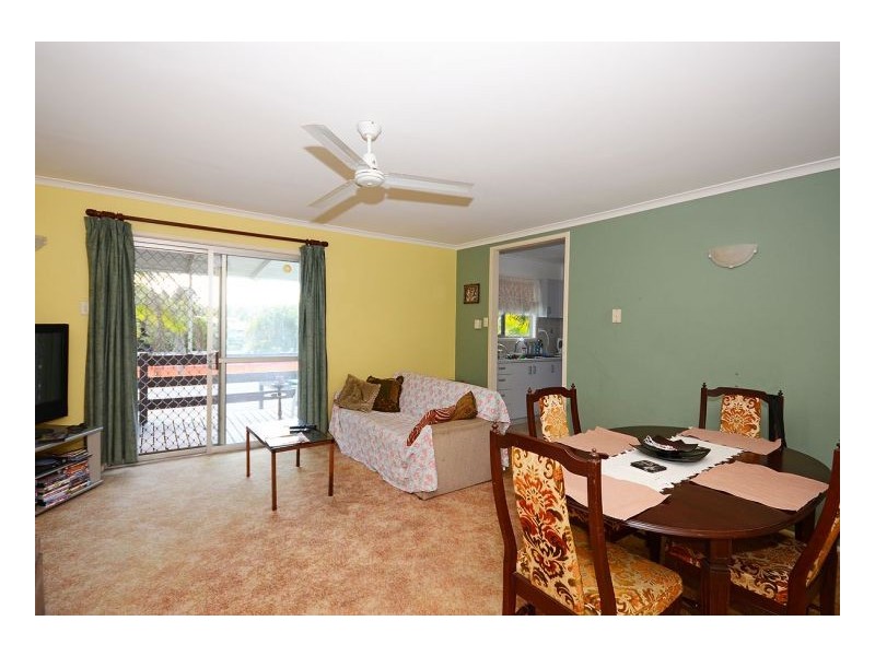 2 Hayworth St, Point Vernon QLD 4655