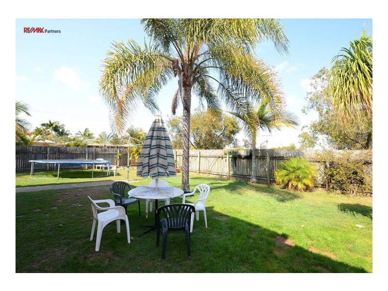 2 Hayworth St, Point Vernon QLD 4655