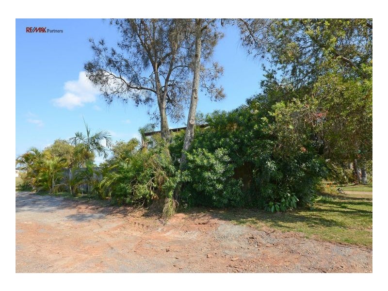 2 Hayworth St, Point Vernon QLD 4655