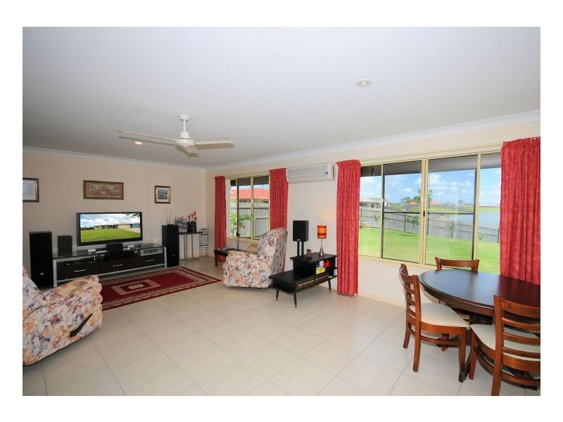 33 Lady Nelson Drive, Eli Waters QLD 4655