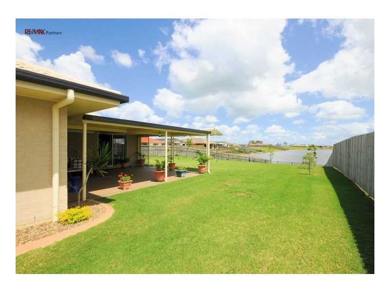 33 Lady Nelson Drive, Eli Waters QLD 4655