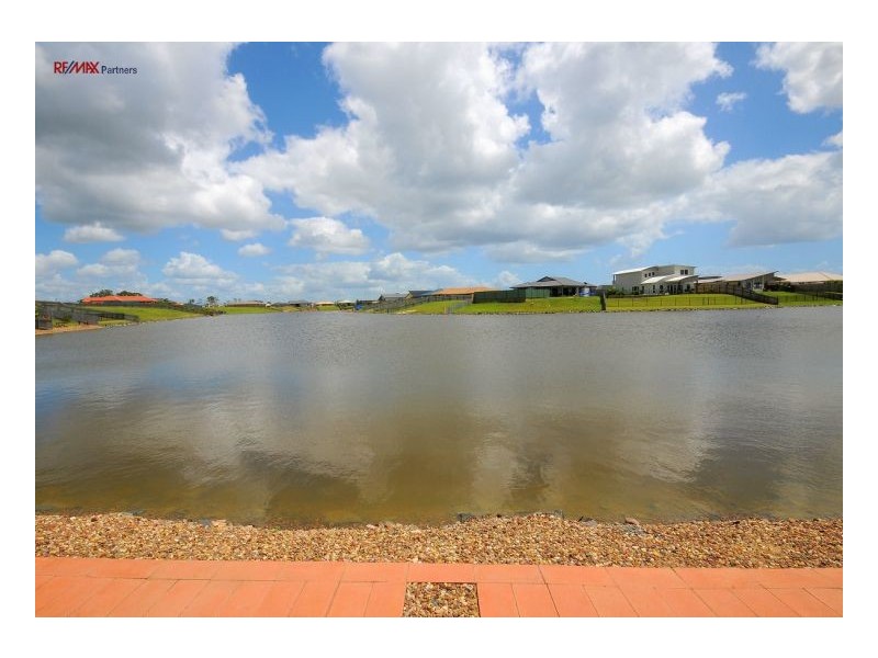 33 Lady Nelson Drive, Eli Waters QLD 4655