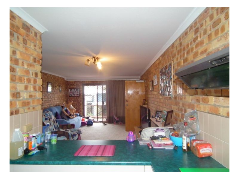 2/66 Freshwater St, Scarness QLD 4655