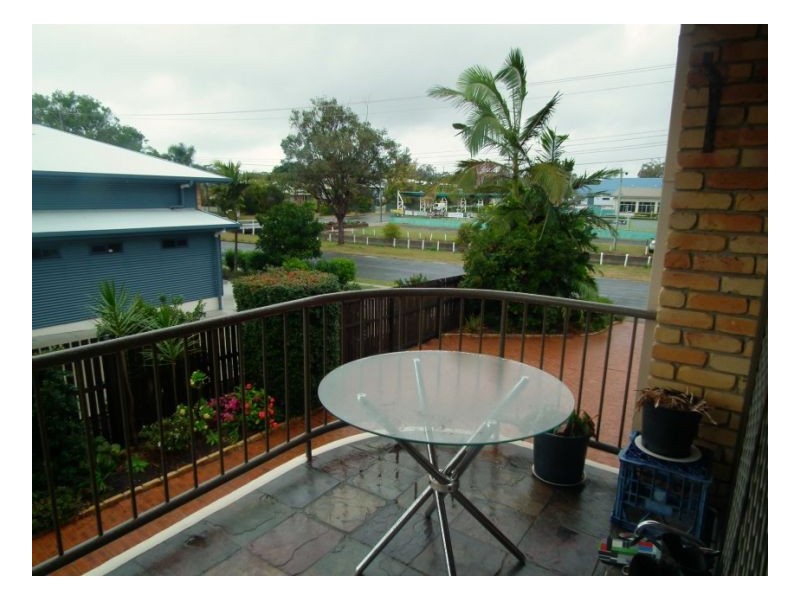 2/66 Freshwater St, Scarness QLD 4655