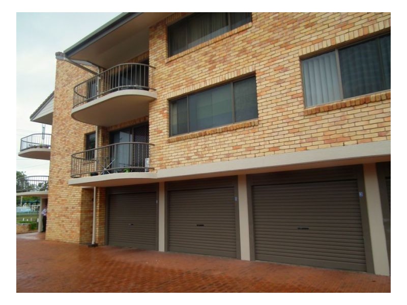 2/66 Freshwater St, Scarness QLD 4655