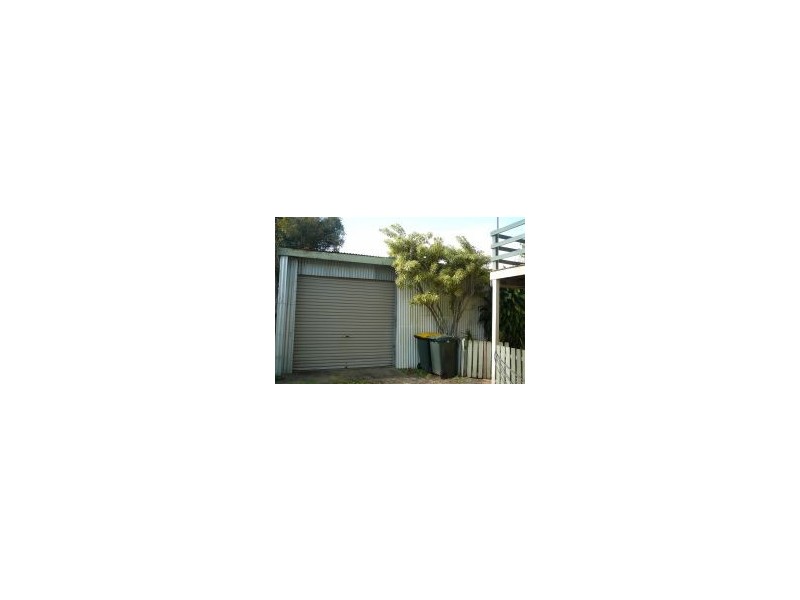 66B Kent St, Urangan QLD 4655