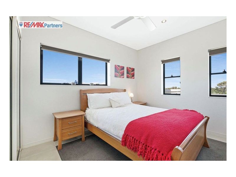 17/558 Charlton Esplanade, Urangan QLD 4655