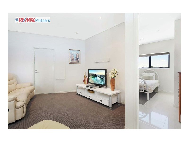 17/558 Charlton Esplanade, Urangan QLD 4655