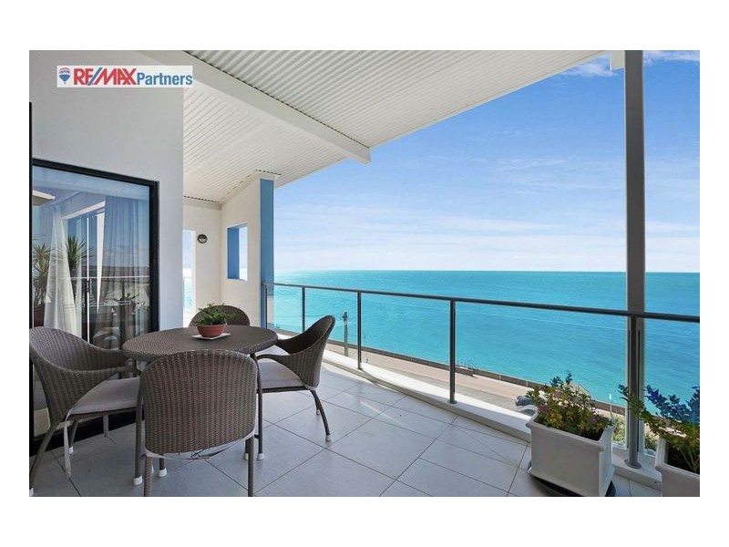 17/558 Charlton Esplanade, Urangan QLD 4655
