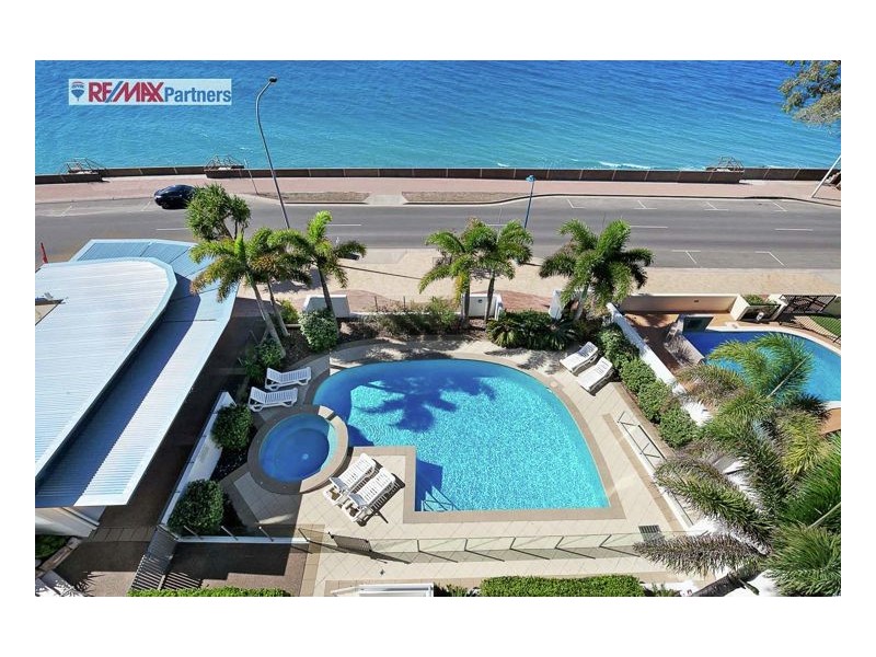 17/558 Charlton Esplanade, Urangan QLD 4655