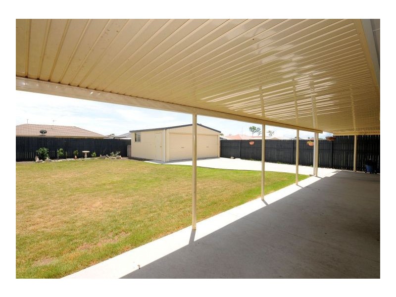 83 Martin Street, Point Vernon QLD 4655