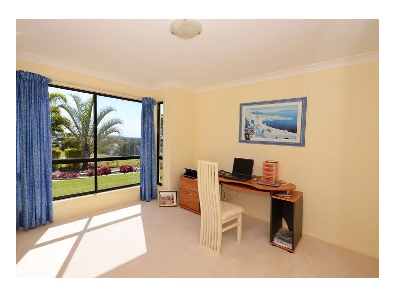 12 Manchester Court, Dundowran QLD 4655