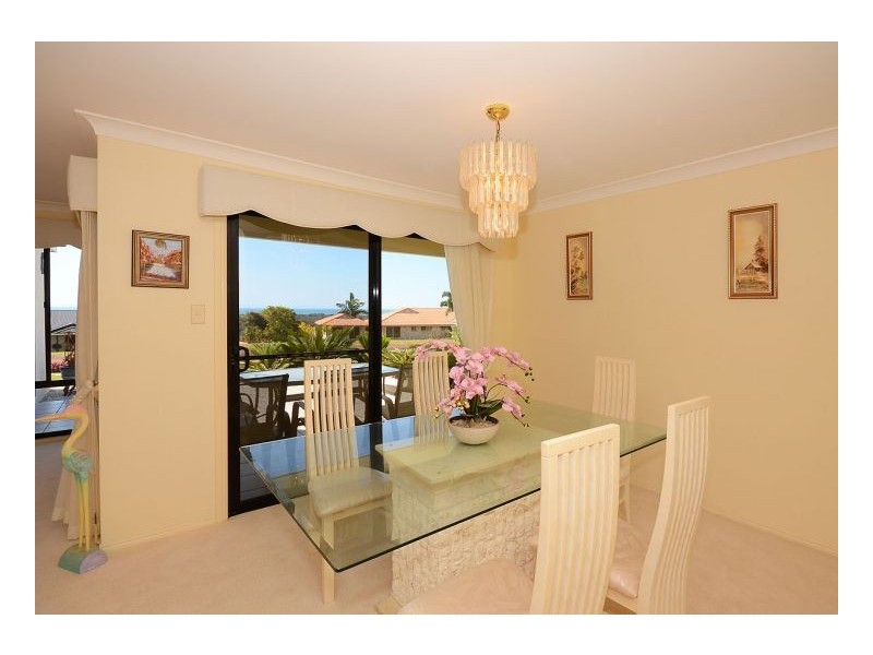 12 Manchester Court, Dundowran QLD 4655