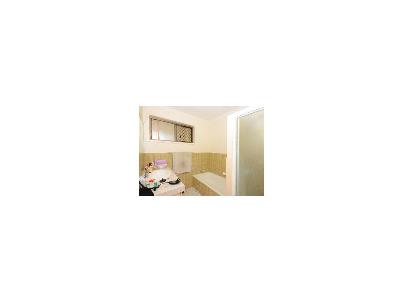91 Pulgul Street, Urangan QLD 4655