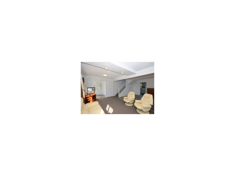 266 Torquay Tce, Torquay QLD 4655