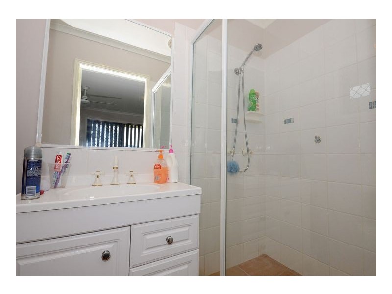 22 Archer Drive, Point Vernon QLD 4655