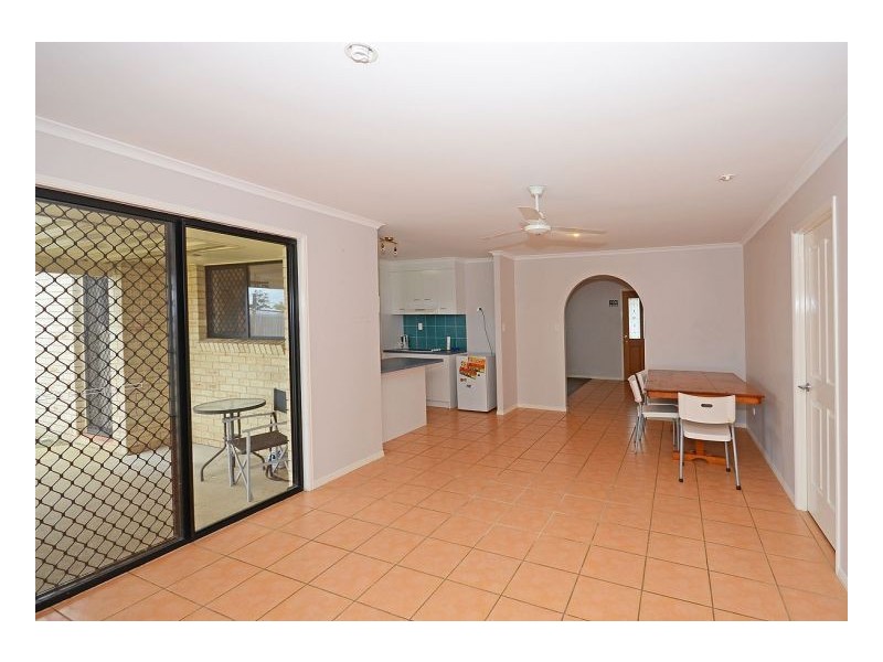 22 Archer Drive, Point Vernon QLD 4655