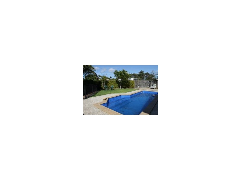 53 Bideford Street, Torquay QLD 4655