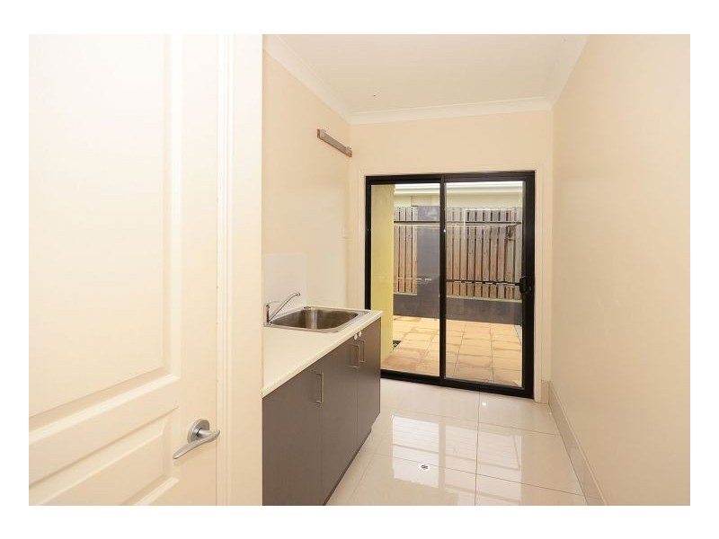 19 Parklands Blvd, Wondunna QLD 4655