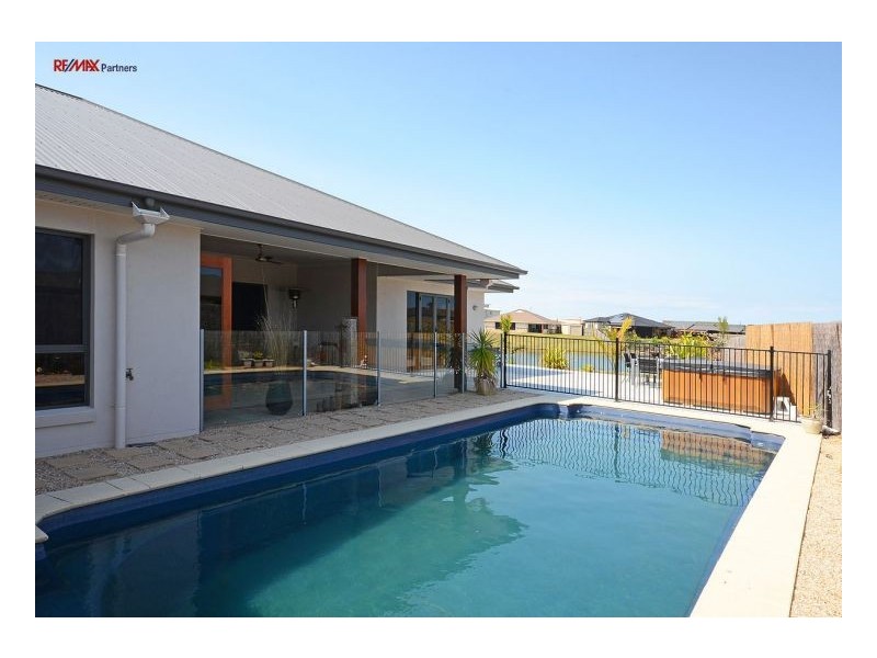 61 Endeavour Way, Eli Waters QLD 4655