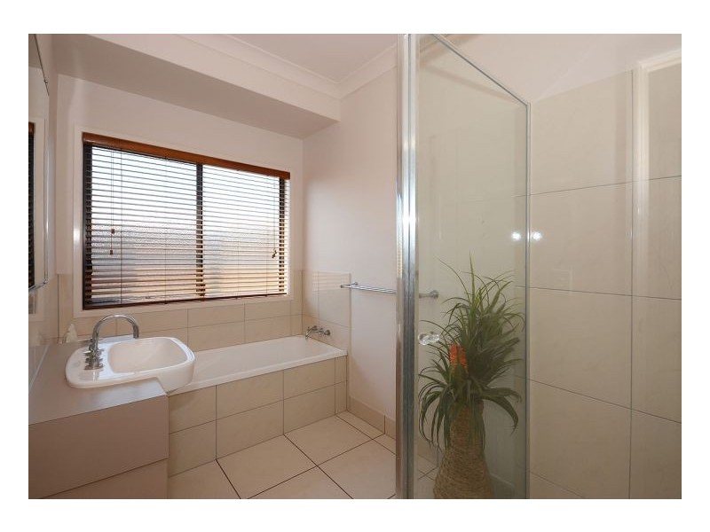 61 Endeavour Way, Eli Waters QLD 4655