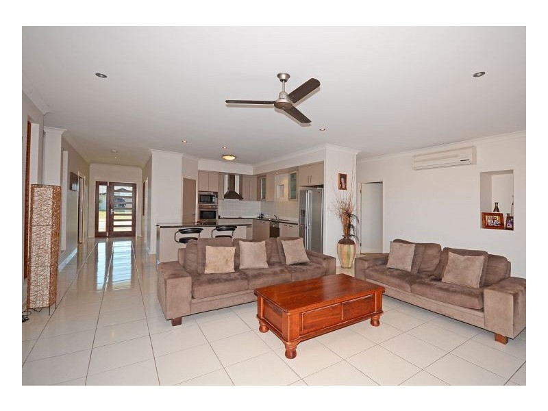 61 Endeavour Way, Eli Waters QLD 4655