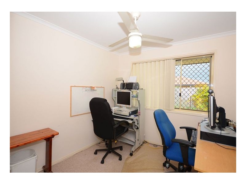 11 Spinnaker Dr, Point Vernon QLD 4655