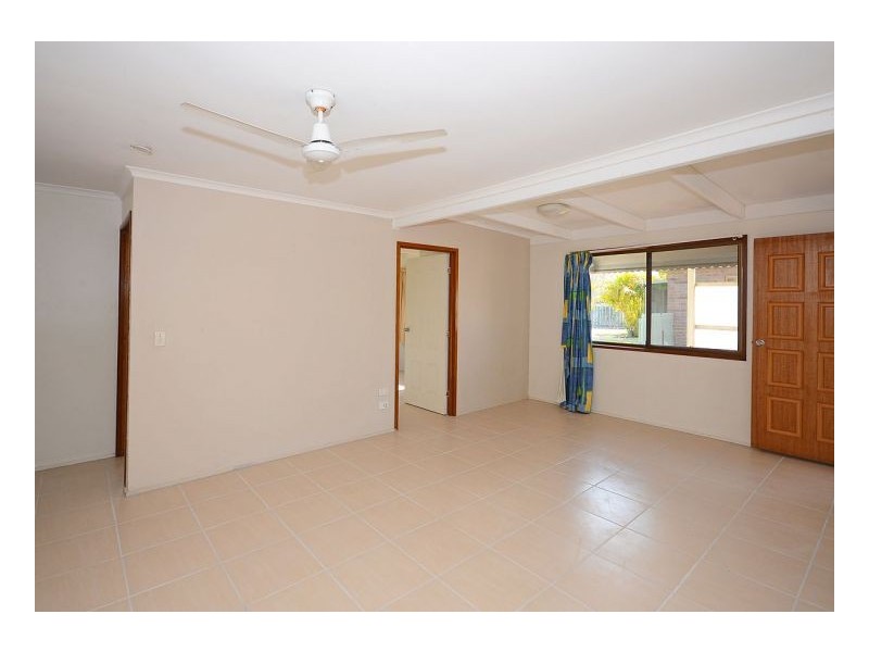 19 White Street, Point Vernon QLD 4655