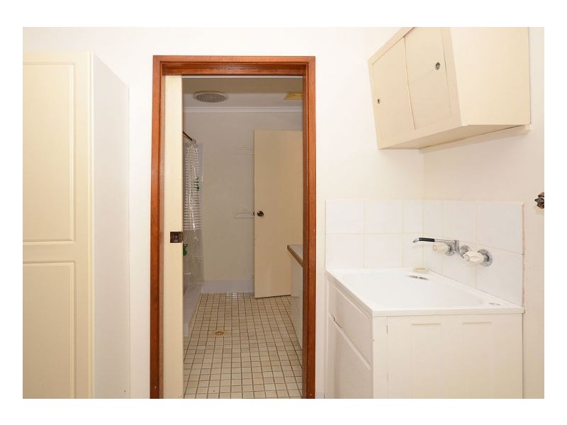 19 White Street, Point Vernon QLD 4655